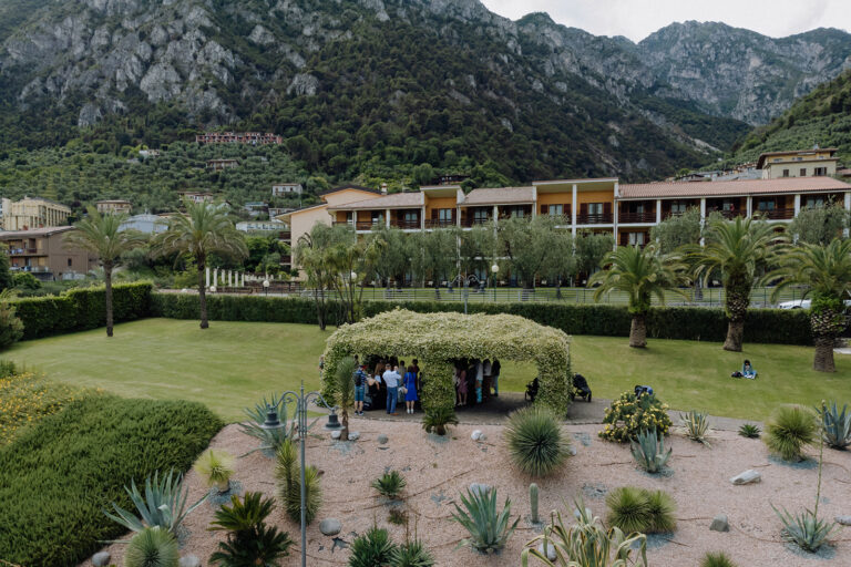 Wedding Elopement Photographer Garda Como Italy