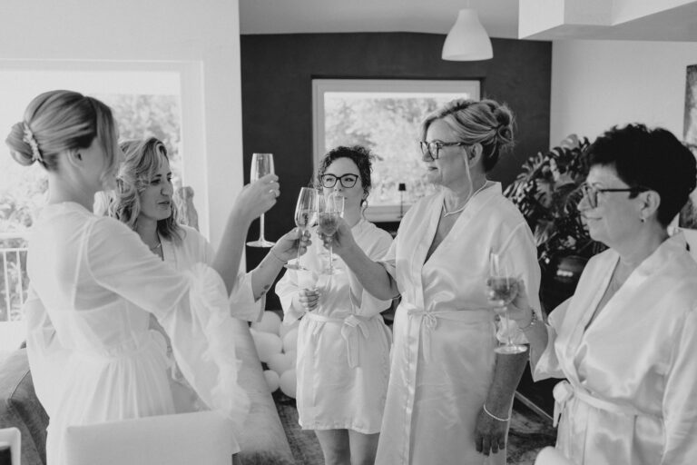 Bridesmaids group portrait, Lake Garda wedding morning