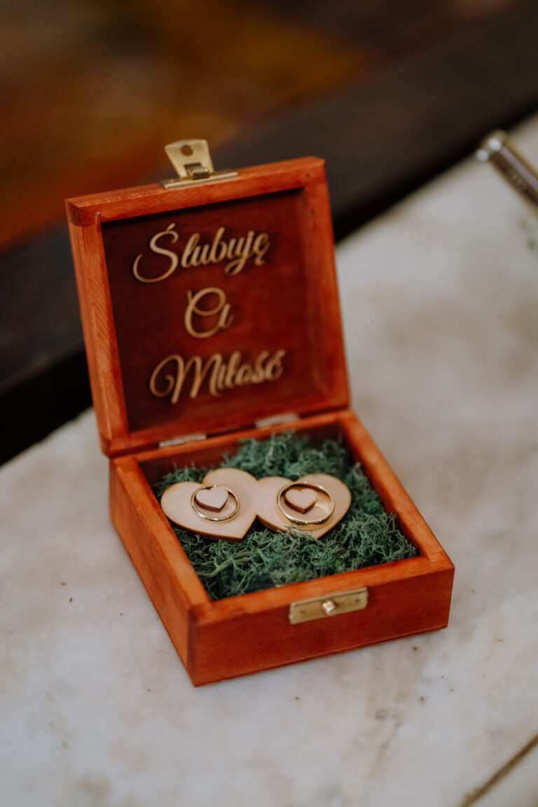 Wedding rings detail, Rome
