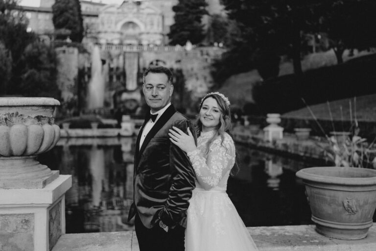 Black and white couple portrait at Villa d’Este, Tivoli, timeless look