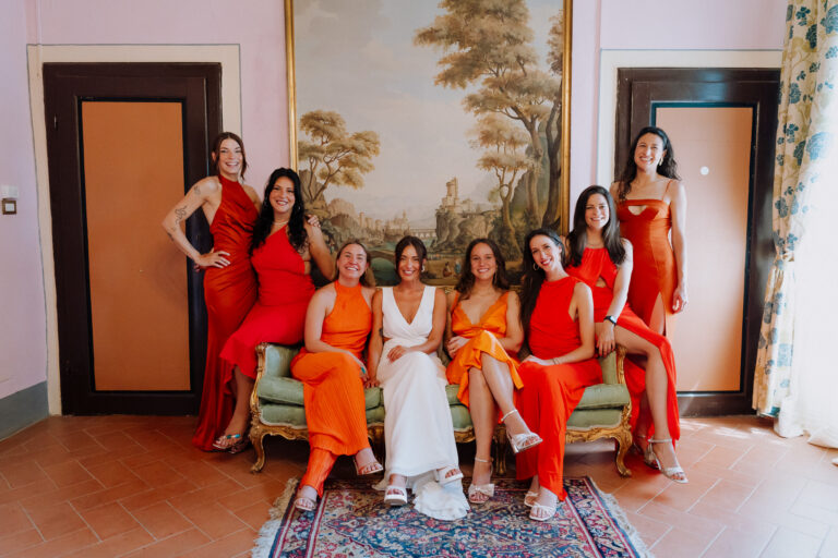 Bridesmaids group portrait in the villa room